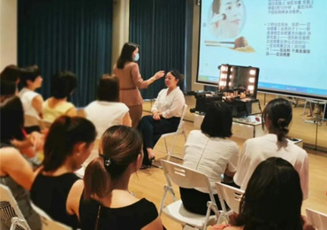 TASSANI《乘风破浪的姐姐》,你pick谁?